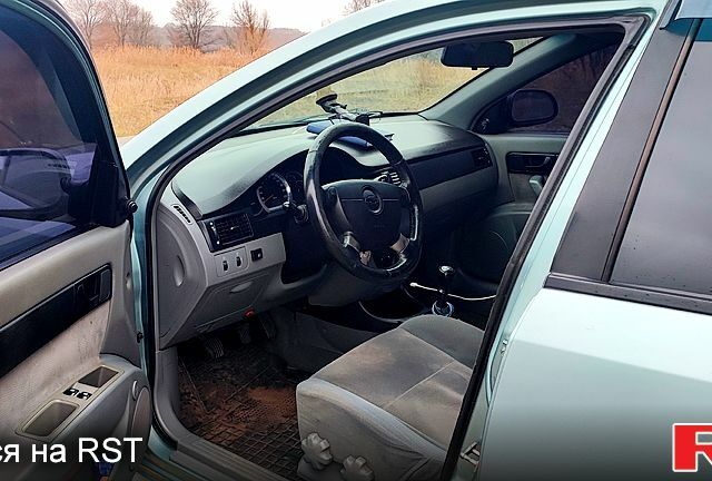 Зеленый Шевроле Лачетти, объемом двигателя 1.6 л и пробегом 260 тыс. км за 4500 $, фото 5 на Automoto.ua