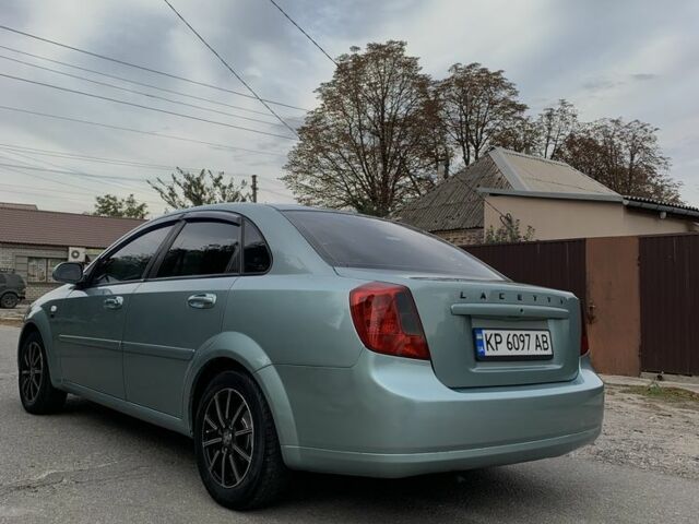 Зеленый Шевроле Лачетти, объемом двигателя 1.8 л и пробегом 240 тыс. км за 4700 $, фото 3 на Automoto.ua