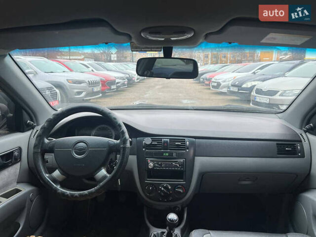 Зеленый Шевроле Лачетти, объемом двигателя 1.6 л и пробегом 237 тыс. км за 4999 $, фото 9 на Automoto.ua