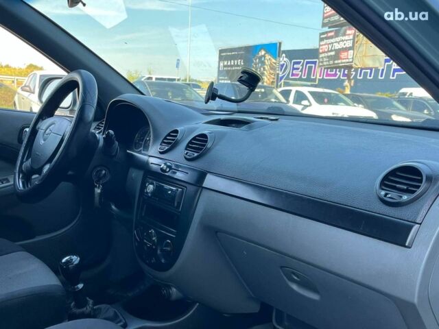 Зеленый Шевроле Лачетти, объемом двигателя 1.8 л и пробегом 238 тыс. км за 4490 $, фото 32 на Automoto.ua