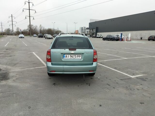 Зеленый Шевроле Лачетти, объемом двигателя 1.8 л и пробегом 331 тыс. км за 3700 $, фото 2 на Automoto.ua