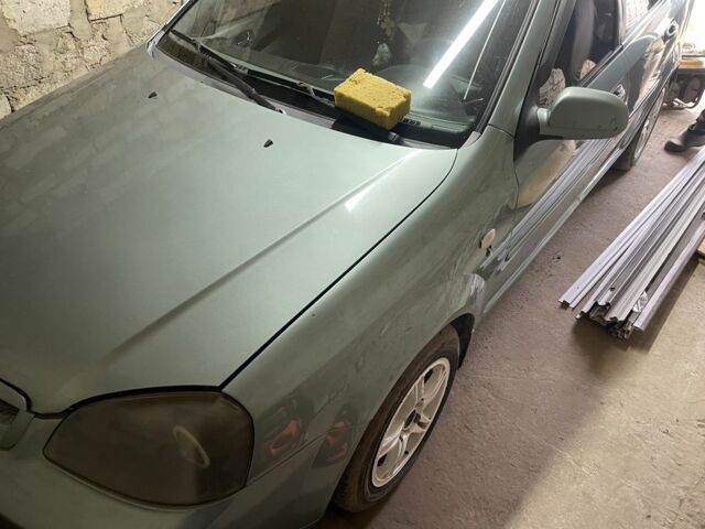 Зеленый Шевроле Лачетти, объемом двигателя 2 л и пробегом 30 тыс. км за 3580 $, фото 4 на Automoto.ua