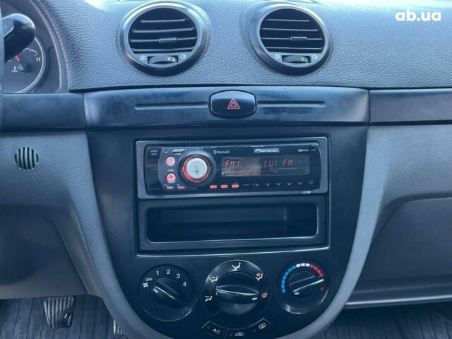 Зеленый Шевроле Лачетти, объемом двигателя 1.8 л и пробегом 238 тыс. км за 4490 $, фото 21 на Automoto.ua