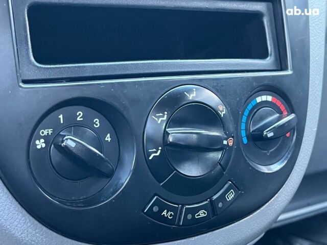 Зеленый Шевроле Лачетти, объемом двигателя 1.8 л и пробегом 238 тыс. км за 4490 $, фото 19 на Automoto.ua