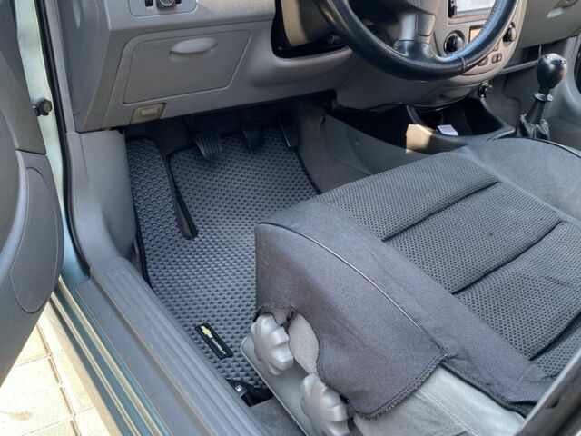 Зелений Шевроле Лачетті, об'ємом двигуна 1.8 л та пробігом 350 тис. км за 4100 $, фото 5 на Automoto.ua