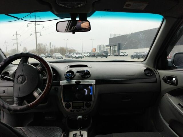 Зеленый Шевроле Лачетти, объемом двигателя 1.8 л и пробегом 331 тыс. км за 3700 $, фото 5 на Automoto.ua