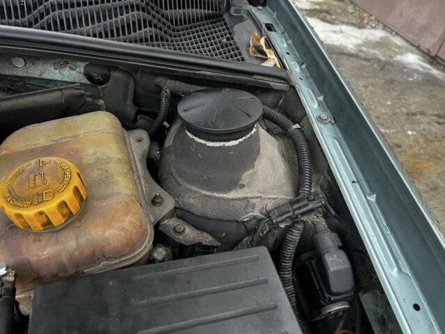 Зеленый Шевроле Лачетти, объемом двигателя 1.8 л и пробегом 350 тыс. км за 2700 $, фото 5 на Automoto.ua