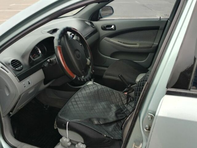 Зеленый Шевроле Лачетти, объемом двигателя 1.8 л и пробегом 331 тыс. км за 3700 $, фото 6 на Automoto.ua