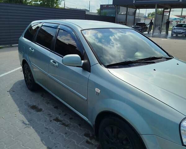 Зеленый Шевроле Лачетти, объемом двигателя 1.8 л и пробегом 426 тыс. км за 3300 $, фото 2 на Automoto.ua