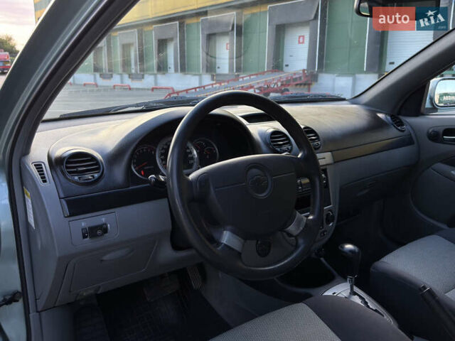 Зеленый Шевроле Лачетти, объемом двигателя 1.8 л и пробегом 180 тыс. км за 3900 $, фото 10 на Automoto.ua