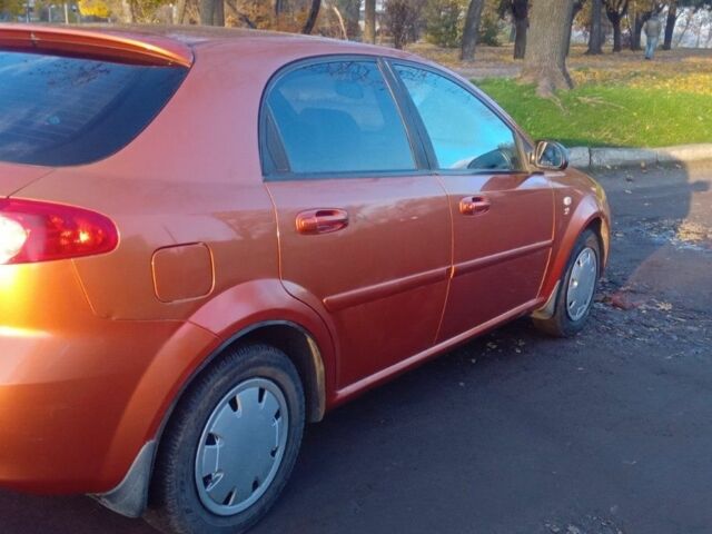 Оранжевый Шевроле Лачетти, объемом двигателя 1.6 л и пробегом 270 тыс. км за 3200 $, фото 7 на Automoto.ua