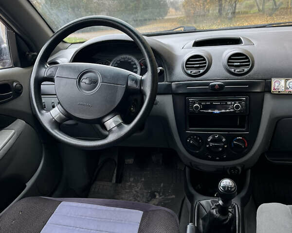 Оранжевый Шевроле Лачетти, объемом двигателя 1.6 л и пробегом 190 тыс. км за 3650 $, фото 9 на Automoto.ua