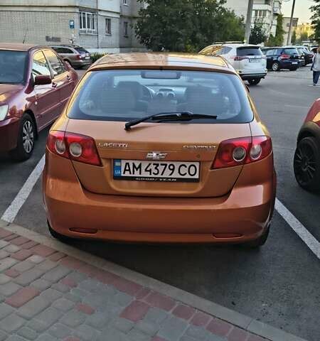 Помаранчевий Шевроле Лачетті, об'ємом двигуна 1.99 л та пробігом 272 тис. км за 3700 $, фото 8 на Automoto.ua