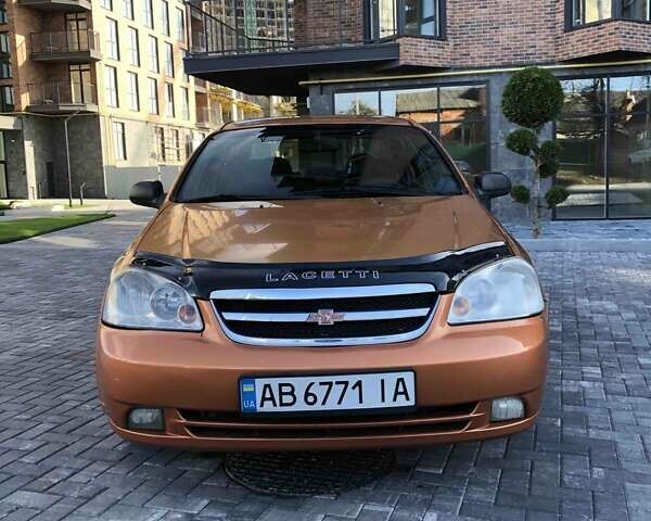 Оранжевый Шевроле Лачетти, объемом двигателя 1.6 л и пробегом 285 тыс. км за 3499 $, фото 7 на Automoto.ua