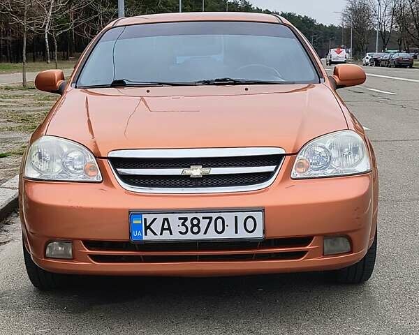 Оранжевый Шевроле Лачетти, объемом двигателя 1.8 л и пробегом 290 тыс. км за 3999 $, фото 6 на Automoto.ua