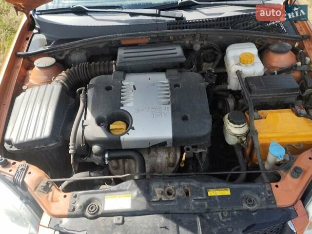 Помаранчевий Шевроле Лачетті, об'ємом двигуна 1.8 л та пробігом 207 тис. км за 4400 $, фото 2 на Automoto.ua