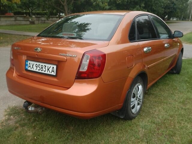 Оранжевый Шевроле Лачетти, объемом двигателя 1.6 л и пробегом 160 тыс. км за 2500 $, фото 1 на Automoto.ua