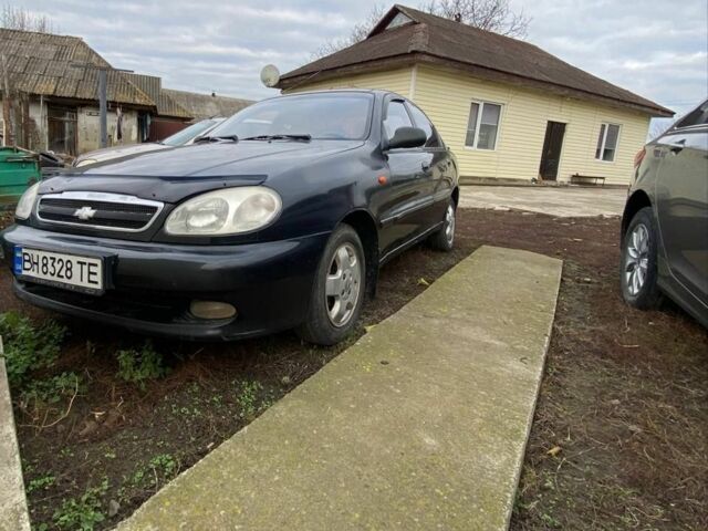 Черный Шевроле Ланос, объемом двигателя 1.5 л и пробегом 200 тыс. км за 2800 $, фото 3 на Automoto.ua