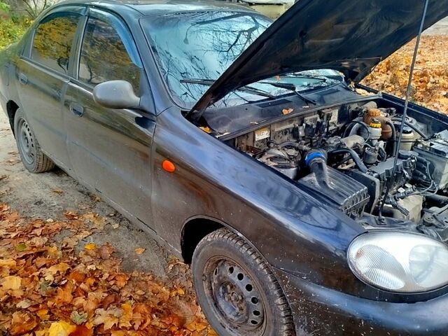 Черный Шевроле Ланос, объемом двигателя 1.5 л и пробегом 480 тыс. км за 1500 $, фото 2 на Automoto.ua