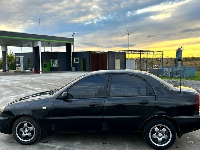 Чорний Шевроле Ланос, об'ємом двигуна 1.5 л та пробігом 250 тис. км за 2300 $, фото 5 на Automoto.ua