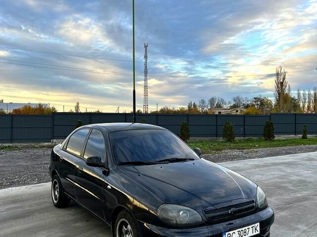 Чорний Шевроле Ланос, об'ємом двигуна 1.5 л та пробігом 250 тис. км за 2300 $, фото 1 на Automoto.ua