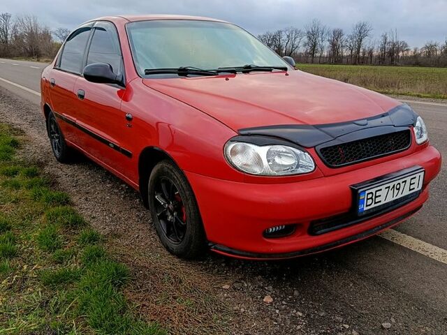Червоний Шевроле Ланос, об'ємом двигуна 1.5 л та пробігом 221 тис. км за 3000 $, фото 1 на Automoto.ua