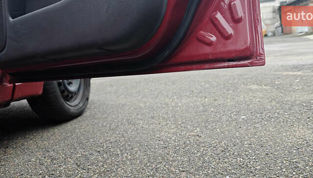 Красный Шевроле Ланос, объемом двигателя 1.5 л и пробегом 307 тыс. км за 2700 $, фото 11 на Automoto.ua