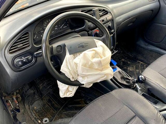 Шевроле Ланос, об'ємом двигуна 15 л та пробігом 187 тис. км за 1200 $, фото 5 на Automoto.ua