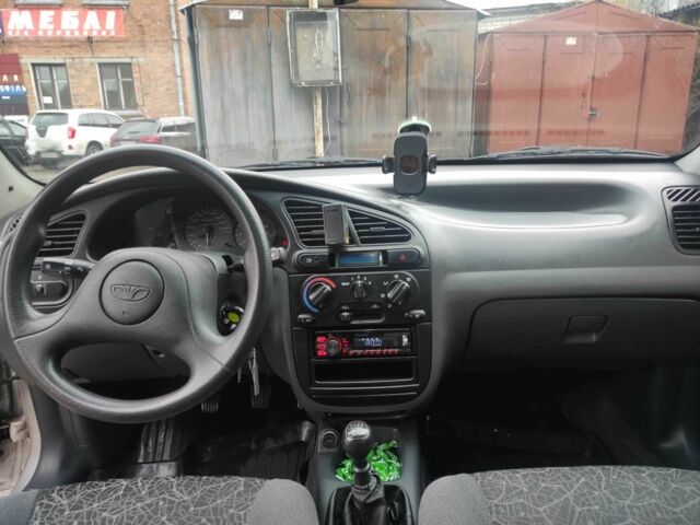 Сірий Шевроле Ланос, об'ємом двигуна 1.5 л та пробігом 200 тис. км за 1750 $, фото 6 на Automoto.ua