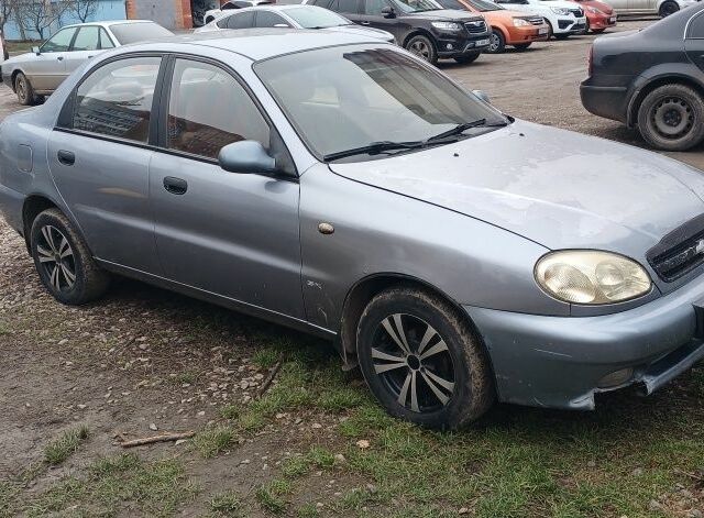 Серый Шевроле Ланос, объемом двигателя 1.5 л и пробегом 315 тыс. км за 1700 $, фото 1 на Automoto.ua