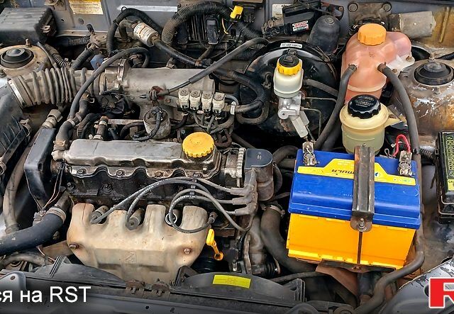 Серый Шевроле Ланос, объемом двигателя 1.5 л и пробегом 315 тыс. км за 1700 $, фото 4 на Automoto.ua