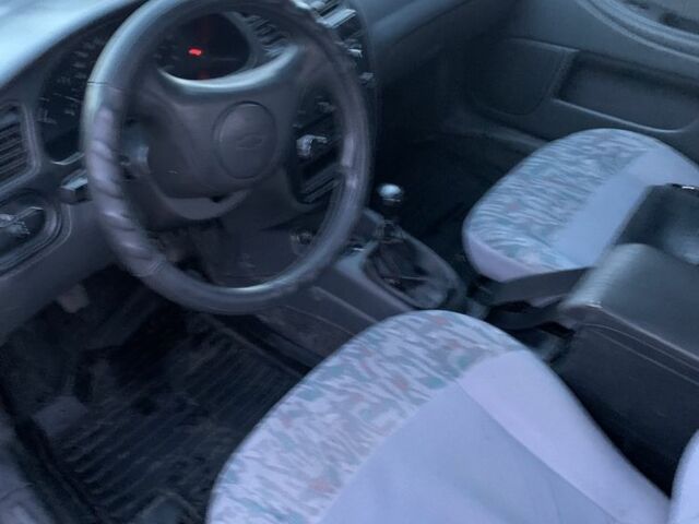 Серый Шевроле Ланос, объемом двигателя 1.5 л и пробегом 240 тыс. км за 1700 $, фото 5 на Automoto.ua