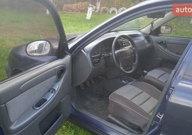 Синий Шевроле Ланос, объемом двигателя 1.5 л и пробегом 145 тыс. км за 1900 $, фото 6 на Automoto.ua