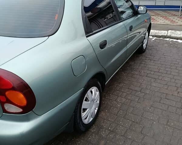 Зеленый Шевроле Ланос, объемом двигателя 1.5 л и пробегом 164 тыс. км за 3300 $, фото 1 на Automoto.ua