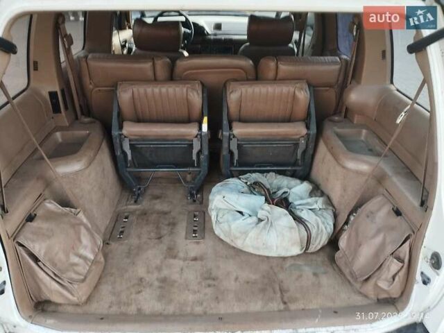 Белый Шевроле Люмина, объемом двигателя 3.1 л и пробегом 333 тыс. км за 2900 $, фото 12 на Automoto.ua