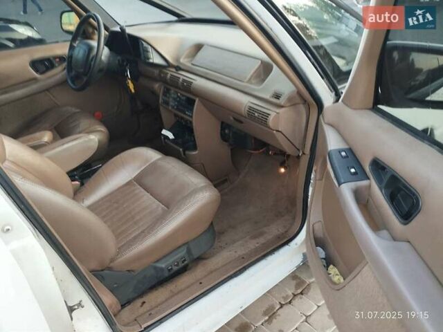 Белый Шевроле Люмина, объемом двигателя 3.1 л и пробегом 333 тыс. км за 2900 $, фото 18 на Automoto.ua