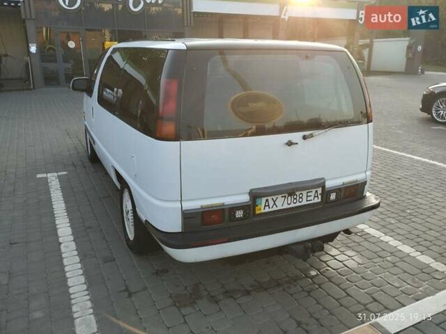 Белый Шевроле Люмина, объемом двигателя 3.1 л и пробегом 333 тыс. км за 2900 $, фото 20 на Automoto.ua