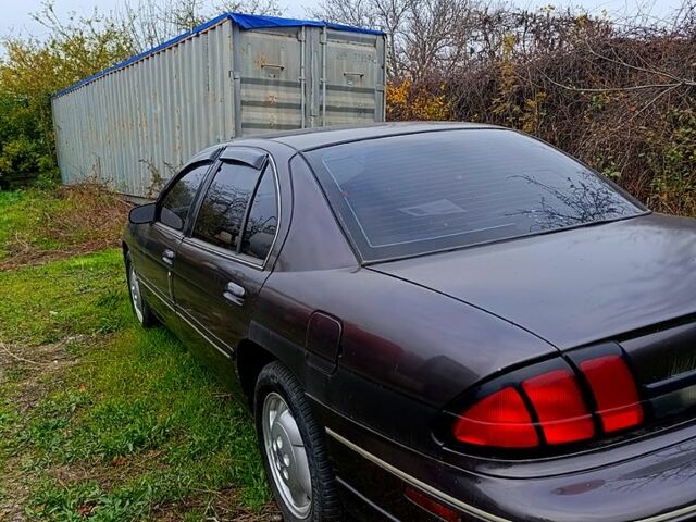 Белый Шевроле Люмина, объемом двигателя 2 л и пробегом 300 тыс. км за 3000 $, фото 8 на Automoto.ua