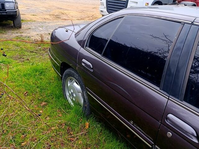 Белый Шевроле Люмина, объемом двигателя 2 л и пробегом 300 тыс. км за 3000 $, фото 3 на Automoto.ua