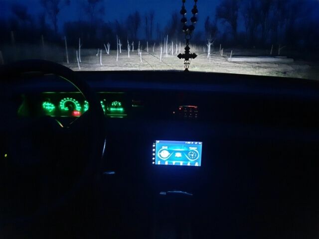 Чорний Шевроле Lumina, об'ємом двигуна 3 л та пробігом 150 тис. км за 2600 $, фото 6 на Automoto.ua