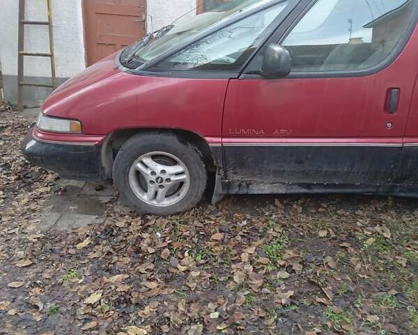 Красный Шевроле Люмина, объемом двигателя 3.1 л и пробегом 600 тыс. км за 2000 $, фото 3 на Automoto.ua