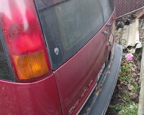 Красный Шевроле Люмина, объемом двигателя 3.1 л и пробегом 600 тыс. км за 2000 $, фото 5 на Automoto.ua