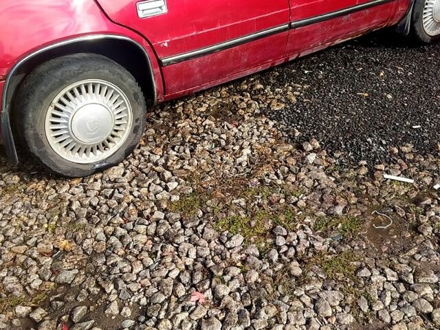 Красный Шевроле Люмина, объемом двигателя 2.5 л и пробегом 240 тыс. км за 1500 $, фото 1 на Automoto.ua