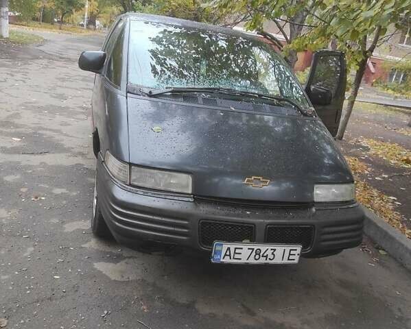 Синий Шевроле Люмина, объемом двигателя 3.1 л и пробегом 260 тыс. км за 3000 $, фото 2 на Automoto.ua