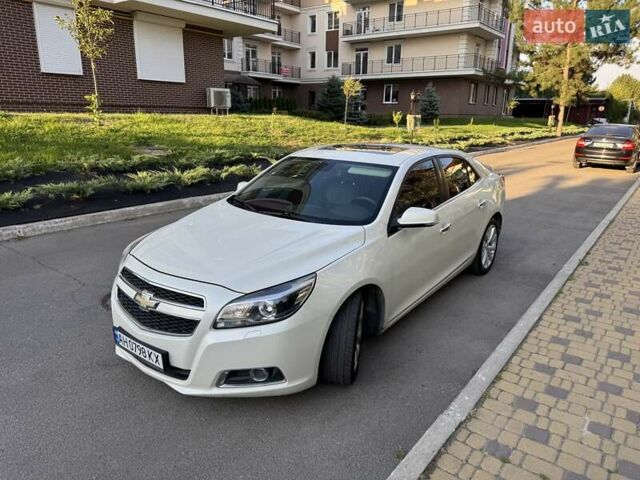Шевроле Малибу 2012 в Запорожье на Automoto.ua Белый Шевроле Малибу, объемом двигателя 2.4 л и пробегом 285 тыс. км за 8800 $, фото 3 на Automoto.ua