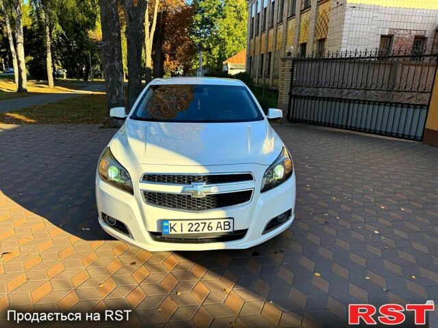 Белый Шевроле Малибу, объемом двигателя 2 л и пробегом 338 тыс. км за 8700 $, фото 4 на Automoto.ua