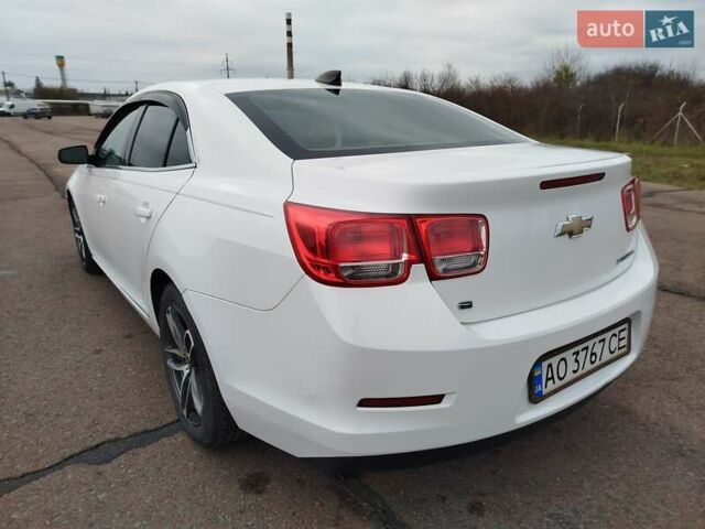 Белый Шевроле Малибу, объемом двигателя 2.5 л и пробегом 100 тыс. км за 10000 $, фото 10 на Automoto.ua