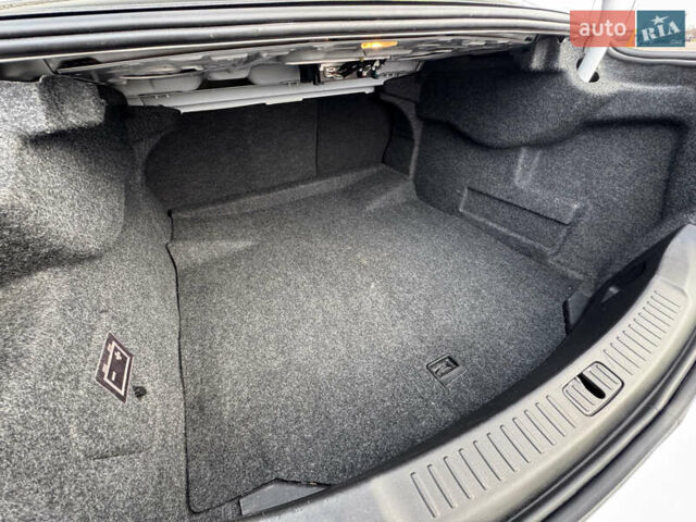 Белый Шевроле Малибу, объемом двигателя 2.5 л и пробегом 100 тыс. км за 10000 $, фото 41 на Automoto.ua