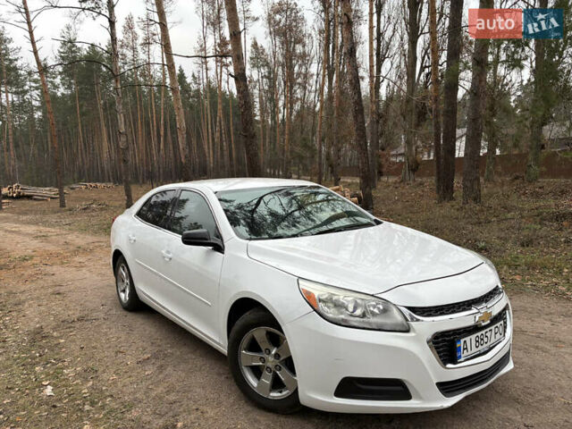 Белый Шевроле Малибу, объемом двигателя 2.46 л и пробегом 167 тыс. км за 8500 $, фото 29 на Automoto.ua