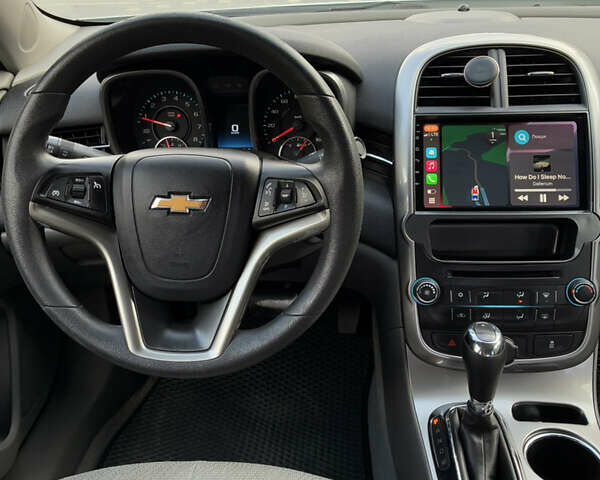 Шевроле Малибу 2014 в Ставище на Automoto.ua Белый Шевроле Малибу, объемом двигателя 2.46 л и пробегом 166 тыс. км за 7700 $, фото 15 на Automoto.ua